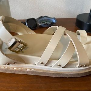 Brand New, Never Worn - Alohas Buckle Up Sandals in cream